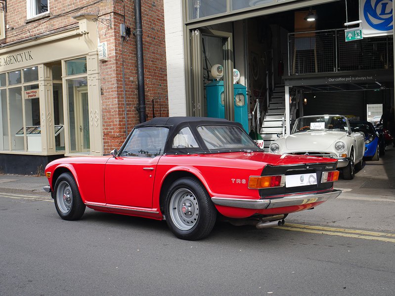 Triumph 1973 Triumph TR6 CR manual O/D 