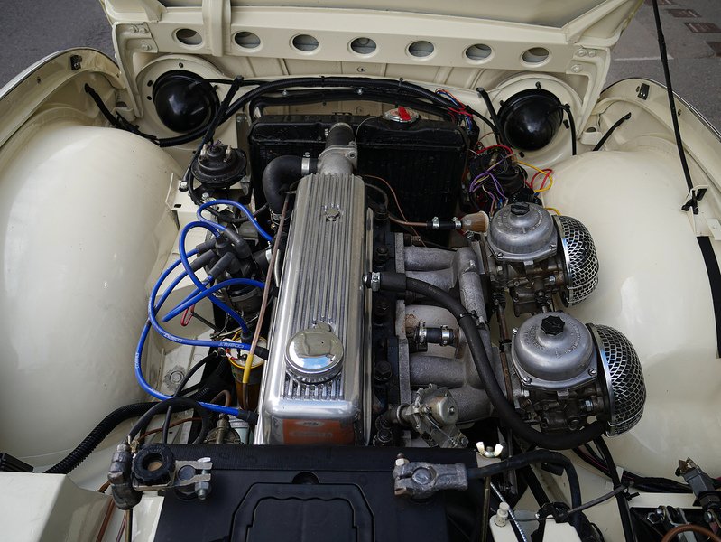 Triumph  Convertible 2.1 Petrol