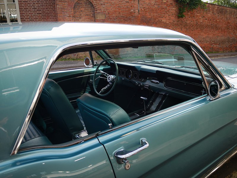 Ford 1966 Ford Mustang Coupe 4.7 Petrol