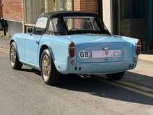 Triumph TR4  