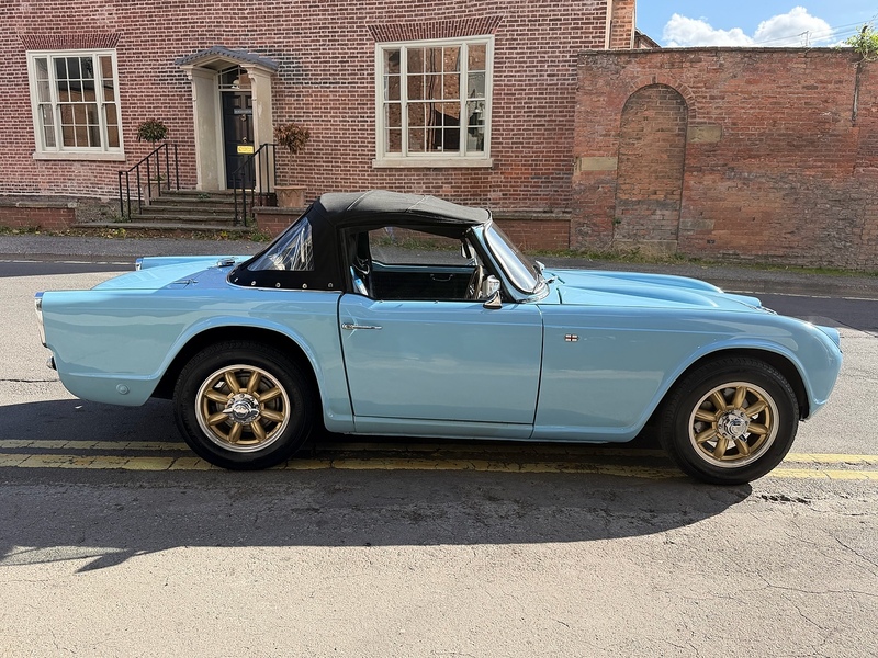 Triumph 1962 Triumph TR4 manual O/D fast road