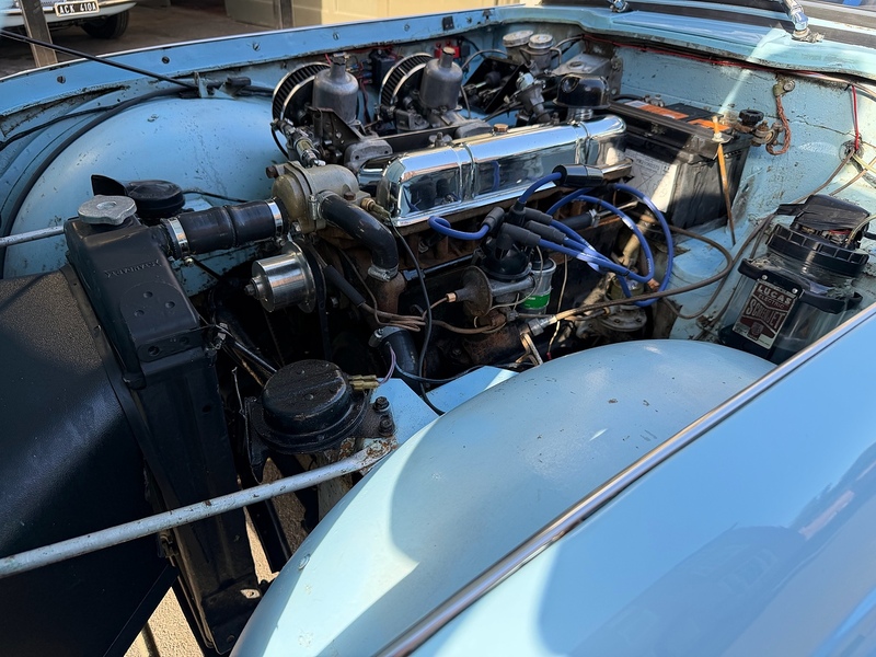 Triumph 1962 Triumph TR4 manual O/D fast road