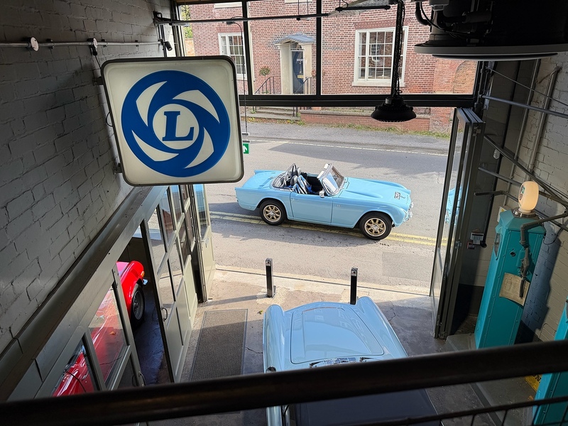 Triumph 1962 Triumph TR4 manual O/D fast road