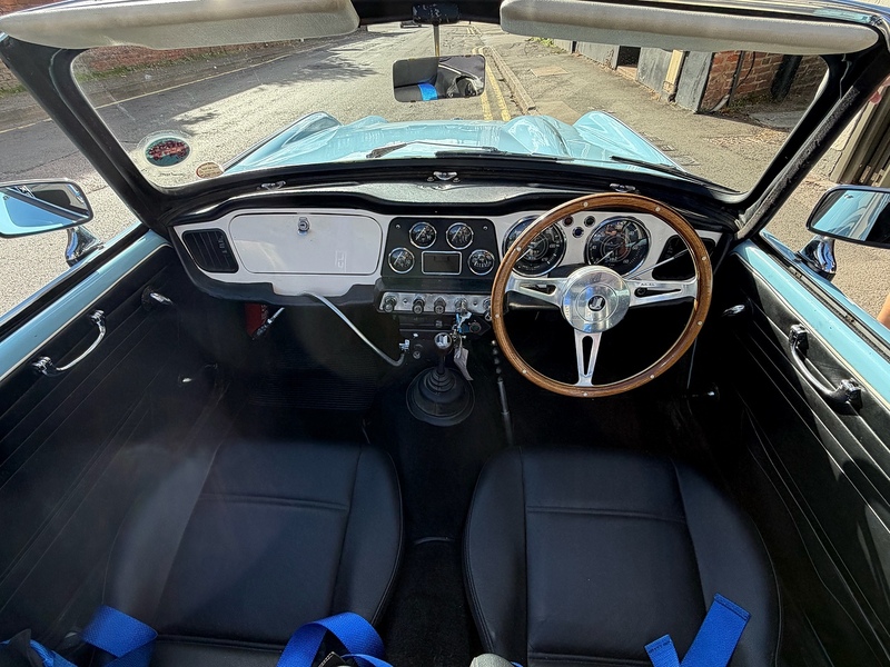 Triumph 1962 Triumph TR4 manual O/D fast road