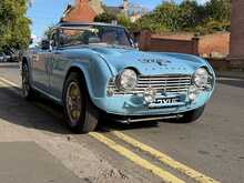 Triumph TR4  