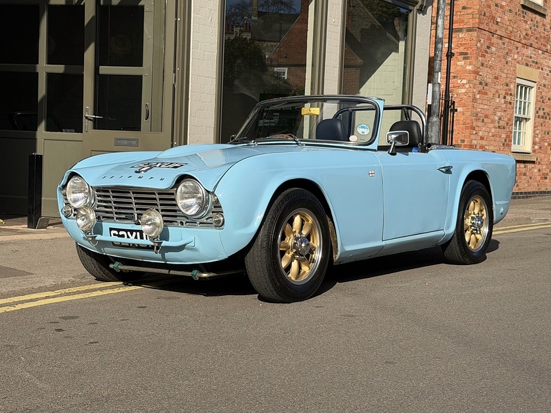 Triumph 1962 Triumph TR4 manual O/D fast road
