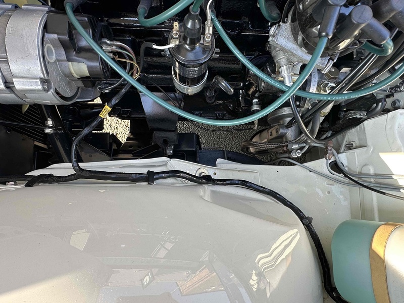 Triumph 1968 Triumph TR5 PI manual O/D