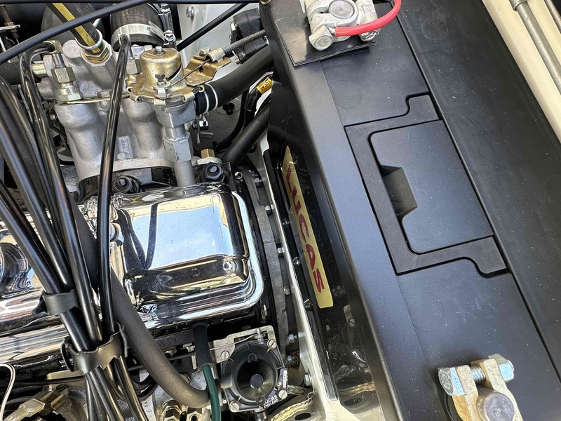 Triumph 1968 Triumph TR5 PI manual O/D