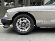 MG MGB GT LE 
