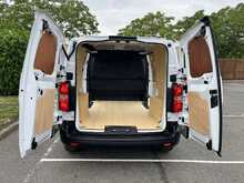 Vauxhall Vivaro Turbo D 2900 Dynamic L1 H1 Euro 6 (s/s) 6dr - U1393