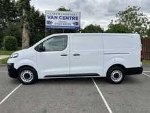 Vauxhall Vivaro Turbo D 2900 Dynamic L2 H1 Euro 6 (s/s) 6dr - U1397