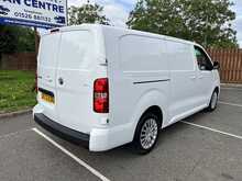 Vauxhall Vivaro Turbo D 3100 Pro L2 H1 Euro 6 (s/s) 6dr - U1400