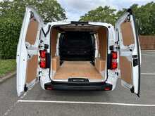 Vauxhall Vivaro Turbo D 3100 Pro L2 H1 Euro 6 (s/s) 6dr - U1400