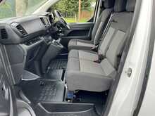 Vauxhall Vivaro Turbo D 3100 Pro L2 H1 Euro 6 (s/s) 6dr - U1400