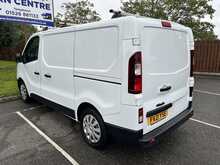 Renault Trafic dCi ENERGY 30 Business+ SWB Standard Roof Euro 6 (s/s) 5dr - U1430
