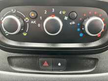 Renault Trafic dCi ENERGY 30 Business+ SWB Standard Roof Euro 6 (s/s) 5dr - U1430