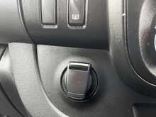 Renault Trafic dCi ENERGY 30 Business+ SWB Standard Roof Euro 6 (s/s) 5dr - U1430