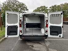 Renault Trafic dCi ENERGY 30 Business+ SWB Standard Roof Euro 6 (s/s) 5dr - U1430