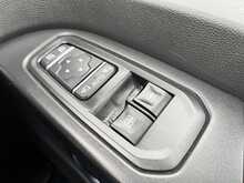 Renault Trafic dCi Blue SL28 Sport L1 H1 Euro 6 (s/s) 5dr - U1439