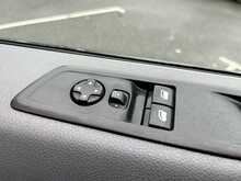 Vauxhall Vivaro Turbo D 3100 Sportive L2 H1 Euro 6 (s/s) 5dr - U1448