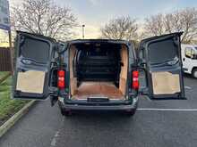 Vauxhall Vivaro Turbo D 3100 Elite L1 H1 Euro 6 (s/s) 5dr - U1468