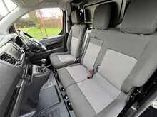 Vauxhall Vivaro Turbo D 2700 Pro L1 H1 Euro 6 (s/s) 6dr - U1490