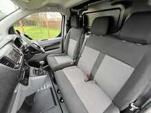 Vauxhall Vivaro Turbo D 3100 Dynamic L2 H1 Euro 6 (s/s) 6dr - U1495