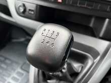 Vauxhall Vivaro Turbo D 3100 Dynamic L2 H1 Euro 6 (s/s) 6dr - U1495