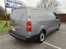 Vauxhall Vivaro Turbo D 3100 Dynamic L2 H1 Euro 6 (s/s) 6dr - U1495