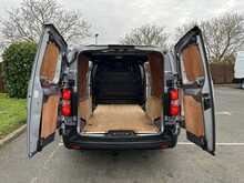 Vauxhall Vivaro Turbo D 3100 Dynamic L2 H1 Euro 6 (s/s) 6dr - U1495