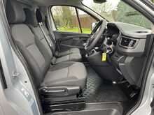 Renault Trafic dCi Blue LL30 Business+ L2 H1 Euro 6 (s/s) 5dr - U1501
