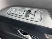 Renault Trafic dCi Blue LL30 Sport L2 H1 Euro 6 (s/s) 5dr - U1518