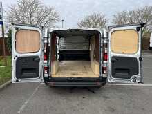 Renault Trafic dCi Blue LL30 Sport L2 H1 Euro 6 (s/s) 5dr - U1518