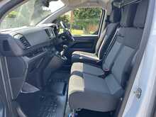 Peugeot Expert BlueHDi 1000 Asphalt Premium + Long Panel Van LWB Euro 6 (s/s) 6dr - U1527