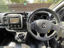 Renault Trafic dCi ENERGY 30 Sport LWB Standard Roof Euro 6 (s/s) 5dr - U1554