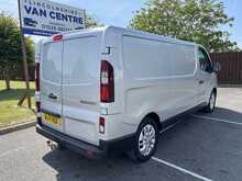 Renault Trafic dCi ENERGY 30 Sport LWB Standard Roof Euro 6 (s/s) 5dr - U1554