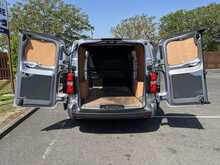 Vauxhall Vivaro Turbo D 3100 Pro L2 H1 Euro 6 (s/s) 6dr - U1557