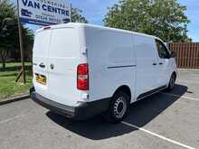 Vauxhall Vivaro Turbo D 2900 Dynamic L2 H1 Euro 6 (s/s) 6dr - U1567