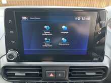 Peugeot Partner BlueHDi 1000 Professional Premium + Standard Panel Van SWB Euro 6 (s/s) 5dr - U1572