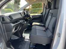 Toyota ProAce 1.5D Active Medium Panel Van MWB Euro 6 6dr - U1583