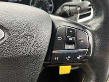 Ford Transit Custom 320 EcoBlue Limited Crew Van L2 H1 Euro 6 (s/s) 5dr (6 Seat) - U1613