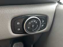 Ford Transit Custom 320 EcoBlue Limited Crew Van L2 H1 Euro 6 (s/s) 5dr (6 Seat) - U1613