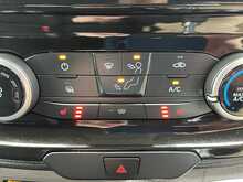 Ford Transit Custom 320 EcoBlue Limited Crew Van L2 H1 Euro 6 (s/s) 5dr (6 Seat) - U1613