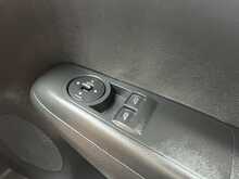 Ford Transit Courier TDCi Sport L1 Euro 6 5dr - U1616