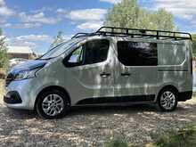 Renault Trafic dCi ENERGY 27 Sport Nav 2 Berth Camper Van - U1011