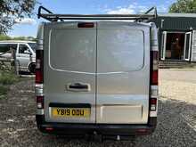 Renault Trafic dCi ENERGY 27 Sport Nav 2 Berth Camper Van - U1011