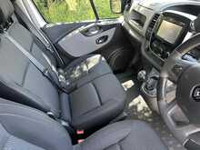 Renault Trafic dCi ENERGY 27 Sport Nav 2 Berth Camper Van - U1011