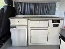 Renault Trafic dCi ENERGY 27 Sport Nav 2 Berth Camper Van - U1011