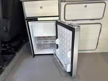 Renault Trafic dCi ENERGY 27 Sport Nav 2 Berth Camper Van - U1011