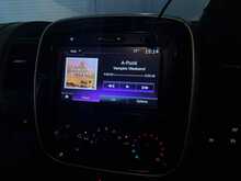 Renault Trafic dCi ENERGY 27 Sport Nav 2 Berth Camper Van - U1011